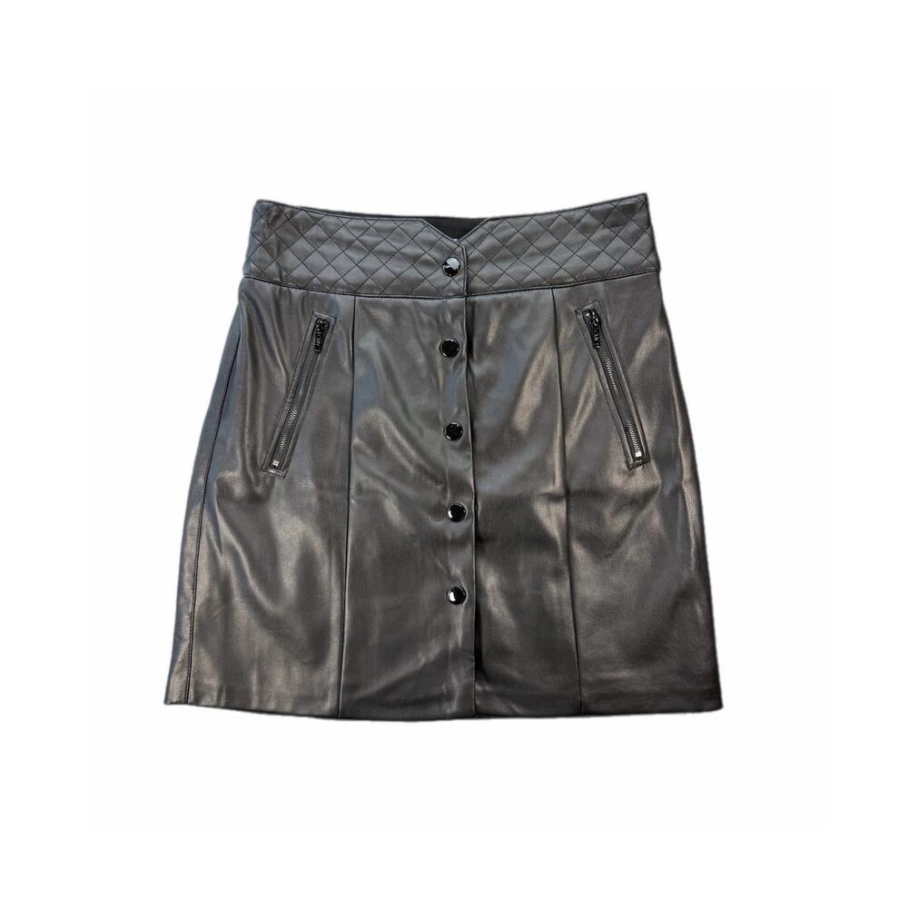 Carmen Marc Valvo Black Faux Leather Quilted Fall Baddie Chic Classic Mini Skirt